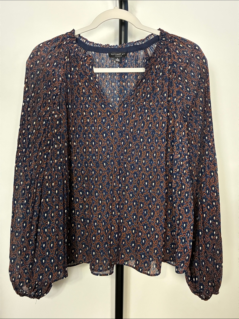 Current Air Navy Long-Sleeve V-Neck Top Orange Cream Gold Accents Pleats Small
